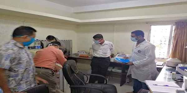 বিভিন্ন হাসপাতাল ও ডায়গনস্টিক সেন্টারে মেডিকেল টেকনোলজিস্ট আছে কী না খতিয়ে দেখেন সিভিল সার্জন - Banglar Mati