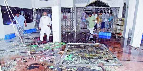 নারায়ণগঞ্জে মসজিদের দুটি বিদ্যুৎ লাইনের একটি অবৈধ : ডিপিডিসি - Banglar Mati