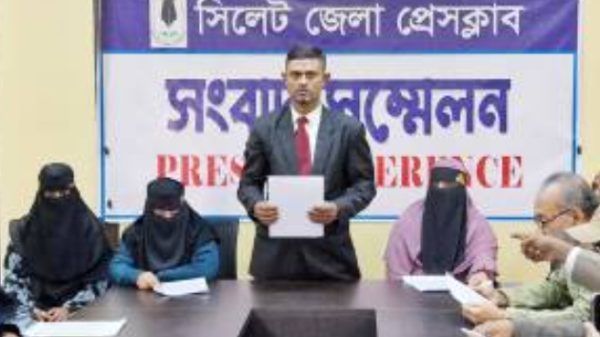 সিসিকের সাবেক কাউন্সিলর শাহানার বিরুদ্ধে বাসা দখল করে রাখার অভিযোগ - Banglar Mati