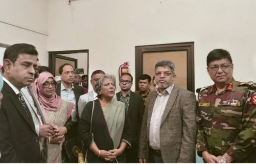 সিলেট ওসমানী মেডিকেল কলেজ পরিদর্শনকালে উপদেষ্টা শারমীন এস মুরশিদ - Banglar Mati