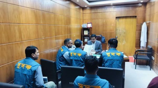 সিলেট ওসমানী মেডিকেল কলেজ হাসপাতালে দুদকের অভিযান - Banglar Mati