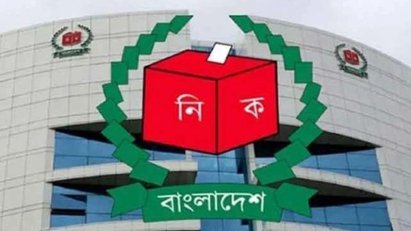 সোমবার শেষ হচ্ছে ভোটার তালিকা হালনাগাদ : বাড়ী বাড়ী যান নি তথ্য সংগ্রহকরা - Banglar Mati