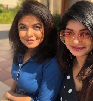 ডিবি অফিসে শাওন- সাবা এখনো মামলার সিদ্ধান্ত নেওয়া হয়নি - Banglar Mati