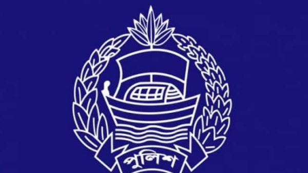 সিলেটের কোম্পানীগঞ্জ থানার ১৩ পুলিশ সদস্যকে ক্লোজড - Banglar Mati