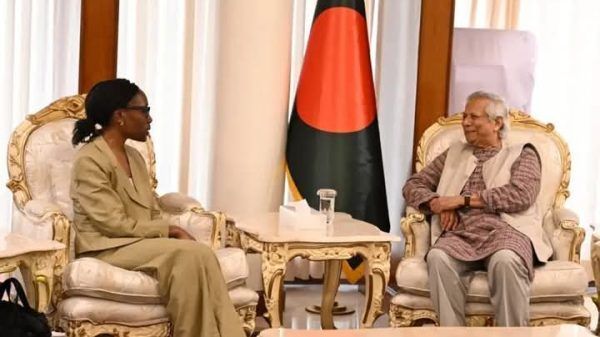 আওয়ামী লীগকে নিষিদ্ধ করার কোন পরিকল্পনা নেই অন্তর্বর্তী সরকারের: প্রধান উপদেষ্টা - Banglar Mati