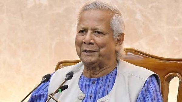 চীনা বিনিয়োগকারীদের বাংলাদেশে কারখানা স্থানান্তরের আমন্ত্রণ প্রধান উপদেষ্টার - Banglar Mati