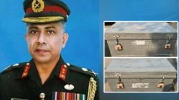 সাবেক ডিজিএফআই প্রধানের বাসভবন থেকে ২ কোটি ৪৫ লাখ টাকা উদ্ধার - Banglar Mati