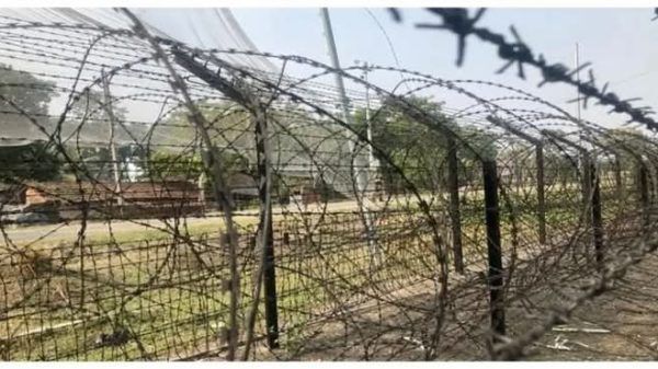 সিলেটের জৈন্তাপুর সীমান্ত দিয়ে ৬৬ জনকে পুশ ইন করেছে বিএসএফ - Banglar Mati