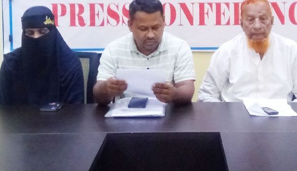 আওয়ামী লীগ নেতা কামালের প্রতারনার ফাঁদে সর্বশান্ত প্রবাসীর স্ত্রী - Banglar Mati