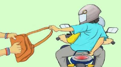 সিলেটে ১০ লাখ টাকা ও সাড়ে ৮ ভরি স্বর্ণ ছিনতাইয়ের অভিযোগ - Banglar Mati