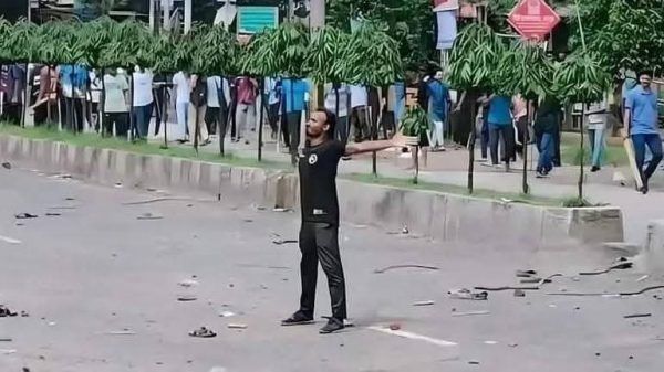 আবু সাঈদকে নিয়ে ফেসবুক কটুক্তির জেরে স্কুুল ছাত্র গ্রেফতার, তিনদিন পর জামিন - Banglar Mati