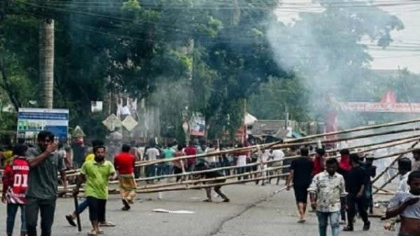 গোপালগঞ্জে সংঘর্ষে ৪ জন নিহত: আহত অনেকে চিকিৎসাধীন - Banglar Mati