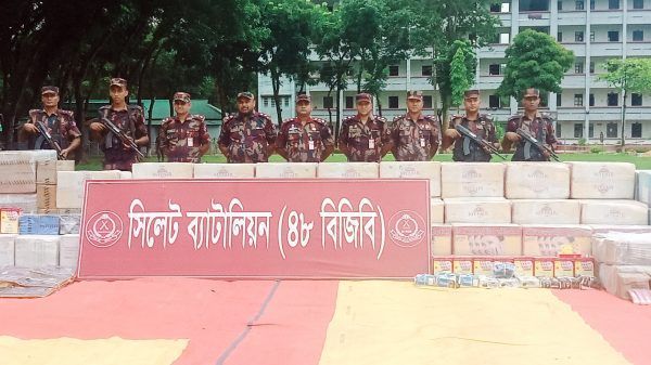 সিলেট ব্যাটালিয়ন ৪৮ বিজিবি কর্তৃক ০৬ কোটি টাকার চোরাচালানী পন্য আটক - Banglar Mati