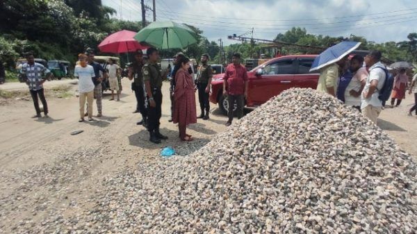 সিলেট সদর উপজেলার ১ এলাকায় আড়াই লাখ ঘনফুট পাথর উদ্ধার - Banglar Mati