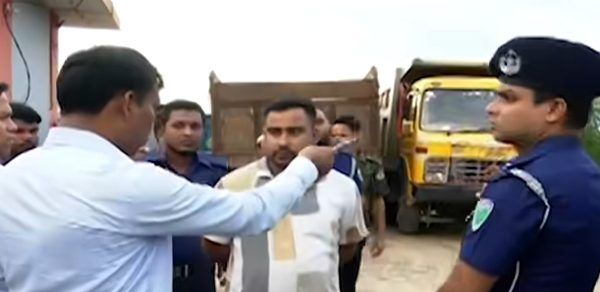 একটি পাথর সরালে জীবন ঝালাপালা করে দেব: ডিসি সারওয়ার - Banglar Mati