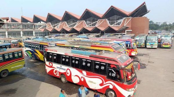 ব্যাটারি রিকশা বিরোধে মালিক-শ্রমিকদের কঠোর আল্টিমেটাম - Banglar Mati