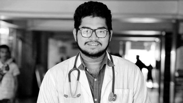 স্বপ্নভঙ্গ: ডাক্তার বানানোর আশা পূরণ হলো না, জিবিএস রোগে আক্রান্ত ফেরদৌসের মৃত্যু - Banglar Mati