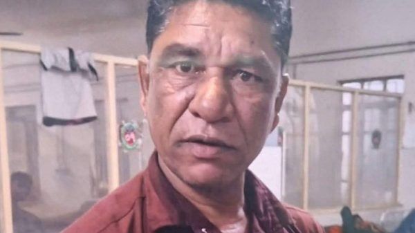 ওসমানী মেডিকেল কলেজ হাসপাতালে কে এই দালাল চক্রের গডফাদার..? তাঁর খুঁটিরজোর কোথায় - Banglar Mati