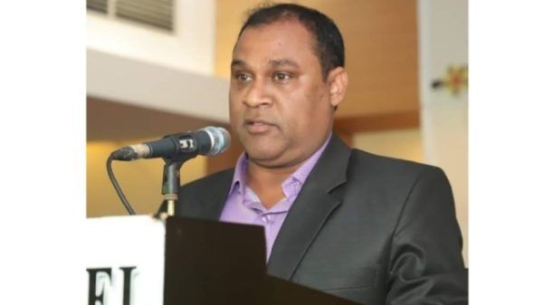 সিসিক কর্মকর্তা চঞ্চল দাশের বিরুদ্ধে ২৫ কোটি টাকার রাজস্ব আত্মসাৎ সহ নানান দুর্নীতির অভিযোগ - Banglar Mati