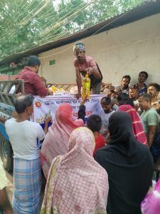 নগরীর এতিমস্কুল রোড বাগবাড়ীতে টিসিবি ট্রাকসেল কার্যক্রম সম্পন্ন - Banglar Mati