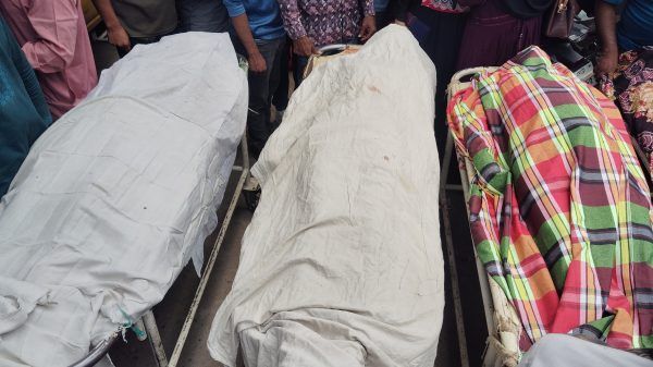 সিলেট তেলিবাজারে ভয়াবহ দুর্ঘটনা, নিহত  ৮ জন হাসপাতালে - Banglar Mati